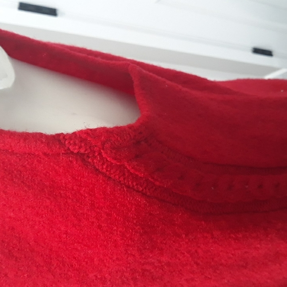 Coldwater Creek red wool zipper vest. Medium - Picture 4 of 7